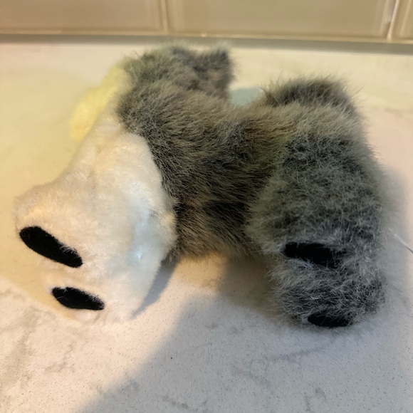 American Girl Doll ‘Pepper’ The Husky - Picture 4 of 7